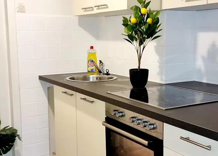 3 In - Free Parking - Self Check In דירה לינץ