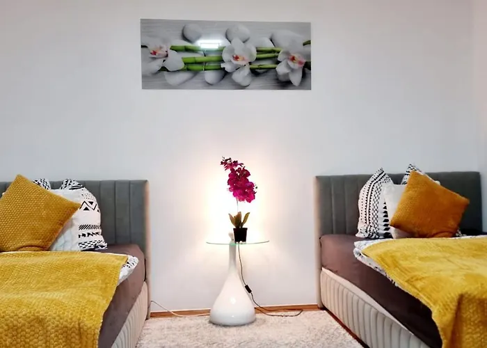 3 In - Free Parking - Self Check In Linz